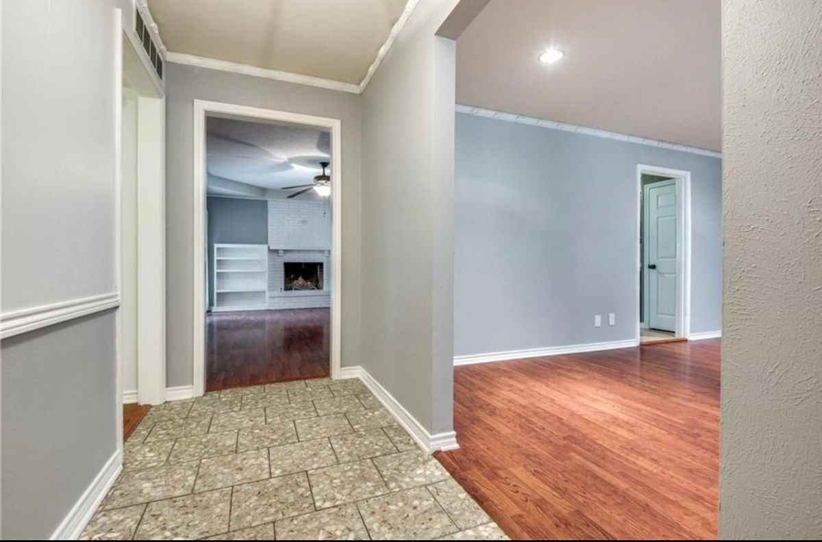 7960 La Cosa Dr - Photo 3 of 12