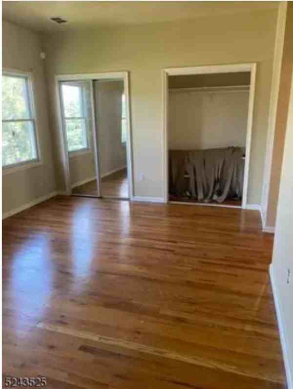 214 Kearney Ave - Photo 4 of 15
