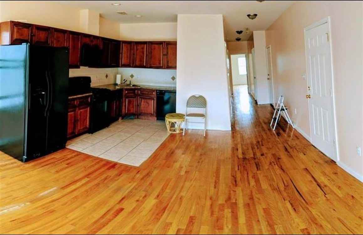 214 Kearney Ave - Photo 5 of 15