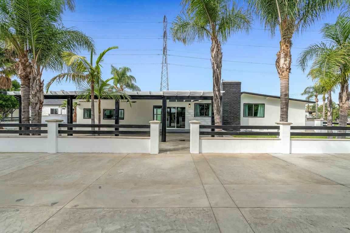9950 La Docena Ln - Photo 3 of 4