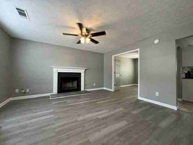 2910 Arden Ridge Dr - Photo 2 of 25