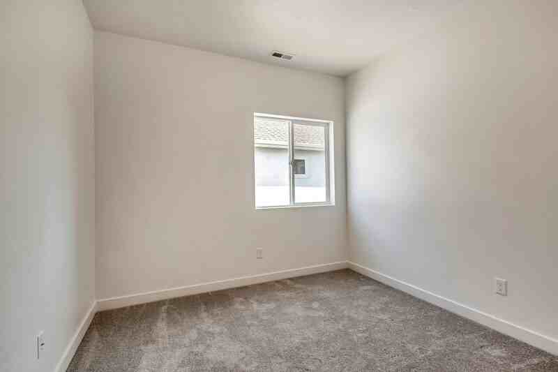 11474 S Andover Rd - Photo 5 of 16