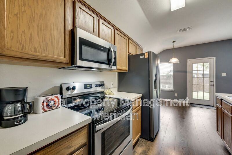 10505 Braewood Dr - Photo 7 of 18