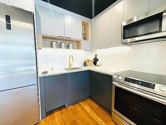 388 Sumpter St #11 - Photo 2 of 3