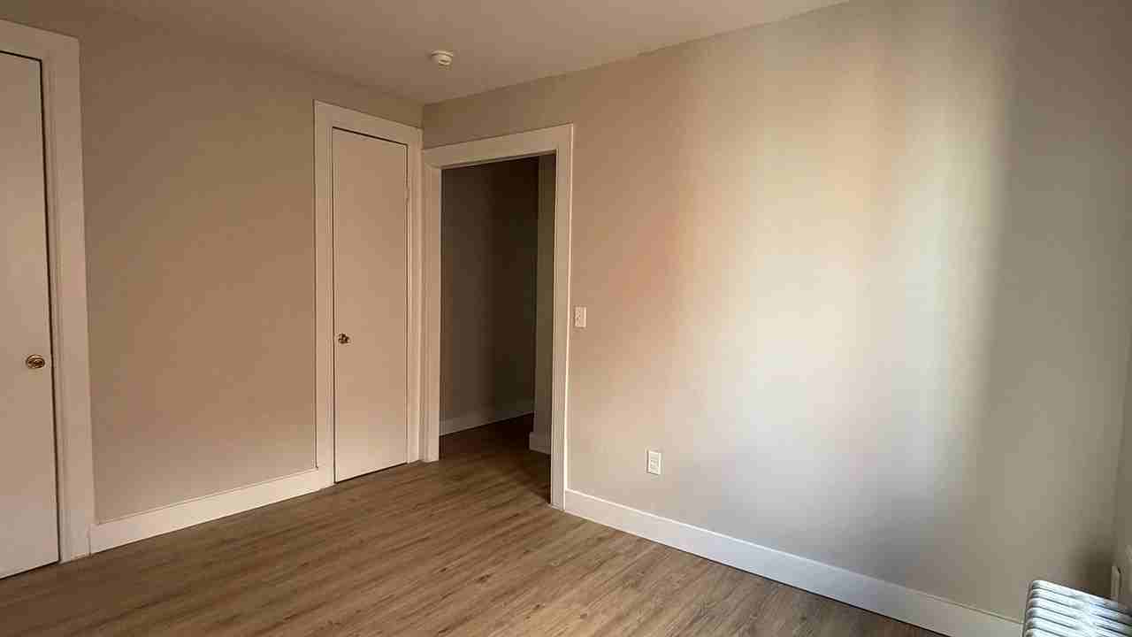 3731 Crescent St - Photo 2 of 5