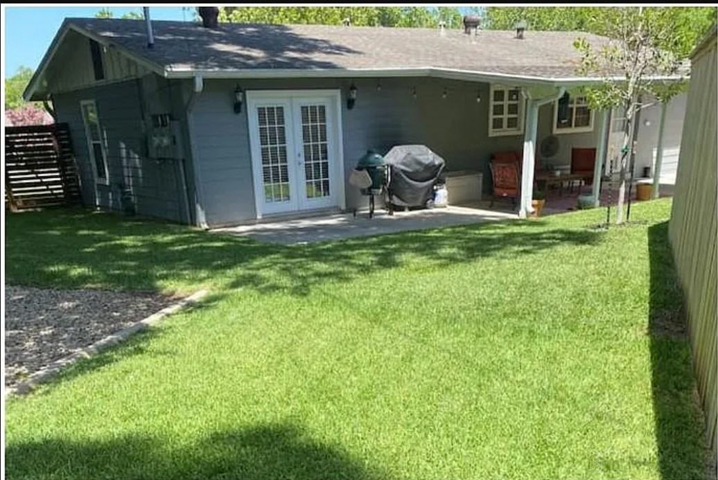 3003 Birdwood Cir - Photo 4 of 28