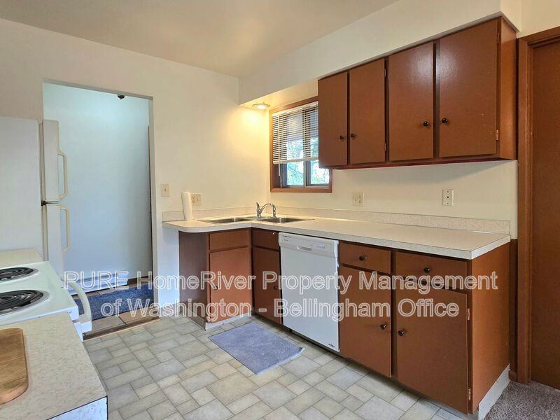 2502 E Sunset Dr - Photo 6 of 22