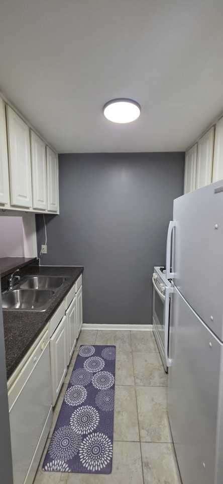 1870 Tall Oaks Dr #3101 - Photo 5 of 10
