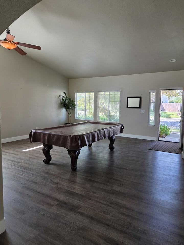 9512 Conda Way #NA - Photo 7 of 50