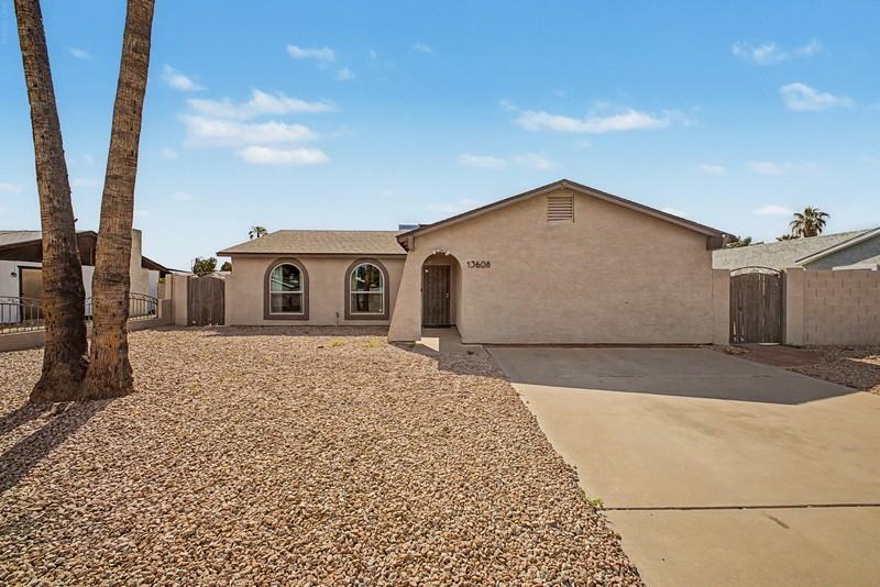 13608 N 41st Pl - Photo 3 of 36
