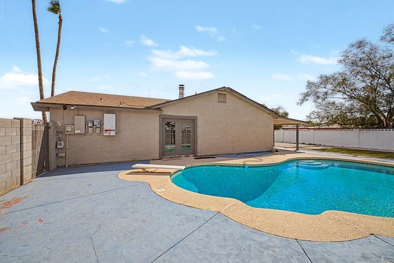 13608 N 41st Pl - Photo 6 of 36