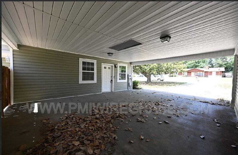 267 Barbara Dr - Photo 3 of 33