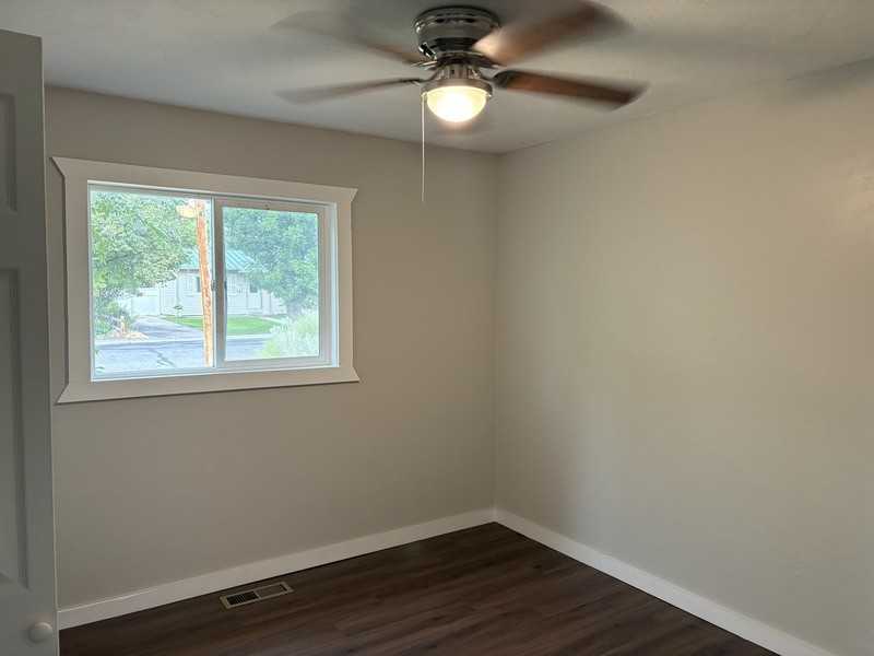 2004 N 20th St - Photo 5 of 20