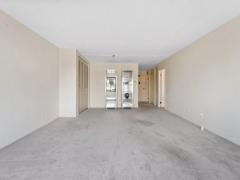 5 Riverside Dr #205 - Photo 7 of 16