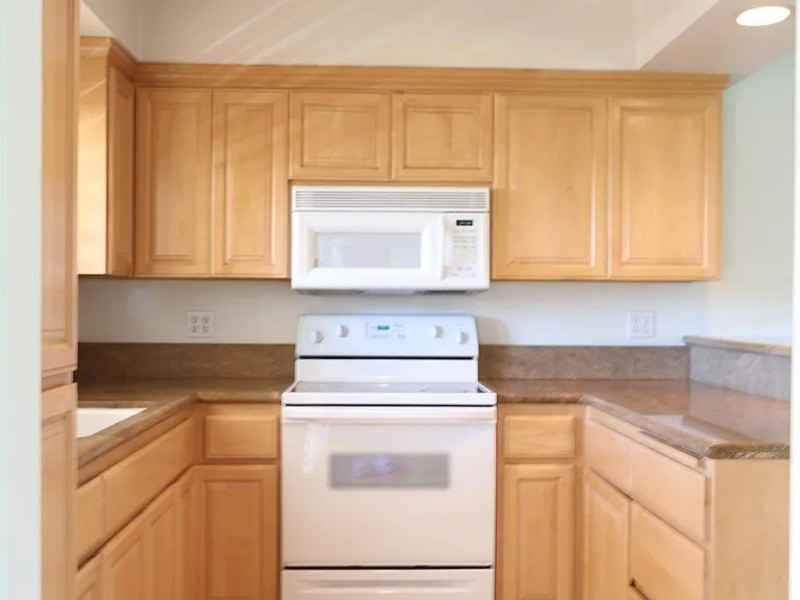 5796 Encina Rd #6 - Photo 6 of 15