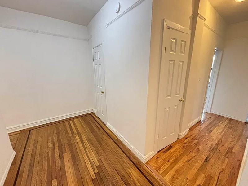 3824 Waldo Ave #3B - Photo 3 of 7
