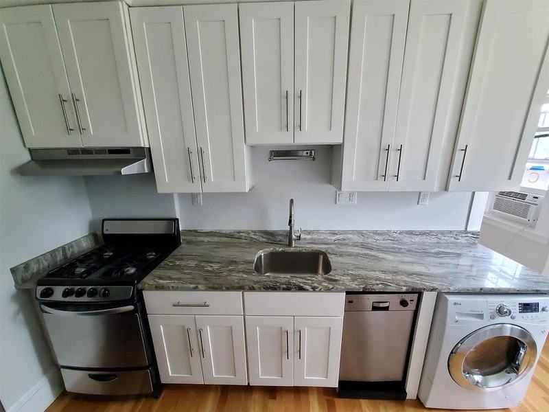 20 Concord Ave #15 - Photo 4 of 9