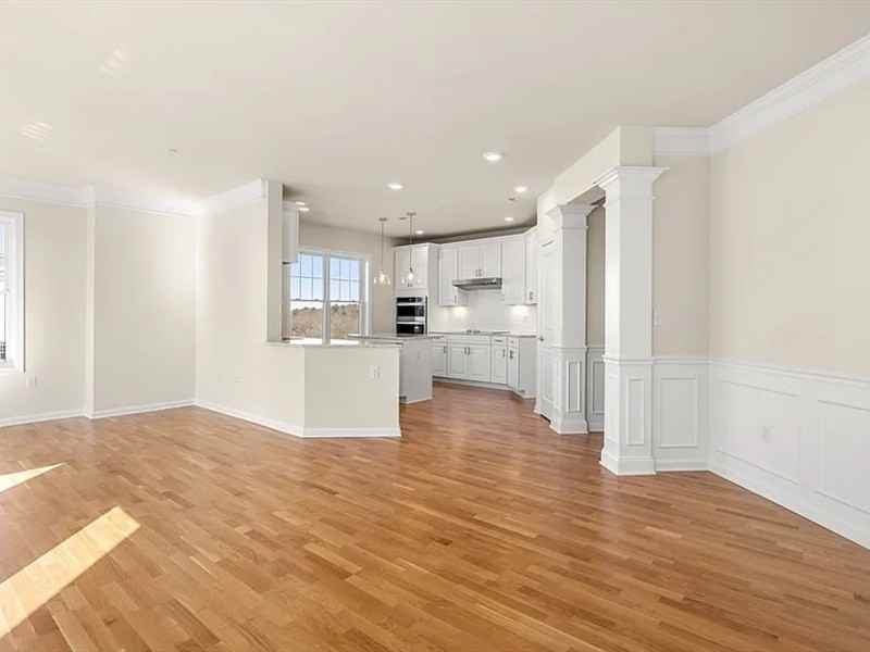 4 Peters Farm Way #312 - Photo 7 of 20