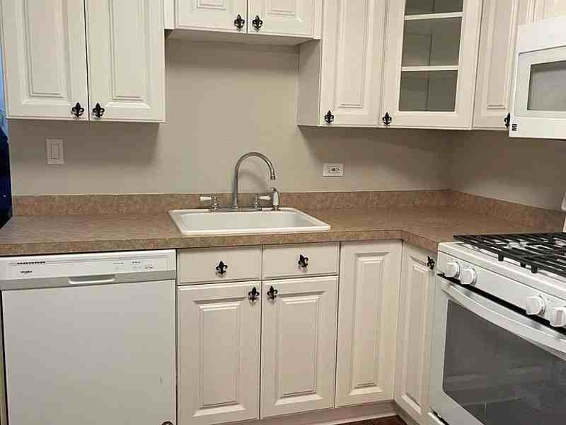 1430 N Evergreen Ave #1S - Photo 4 of 15