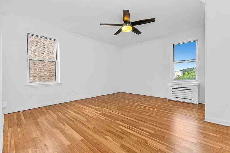 66-40 108th St #4G - Photo 2 of 6