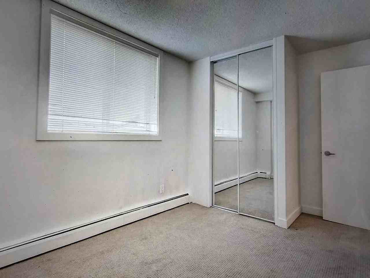 4455 Greenview Dr Ne - Photo 5 of 18