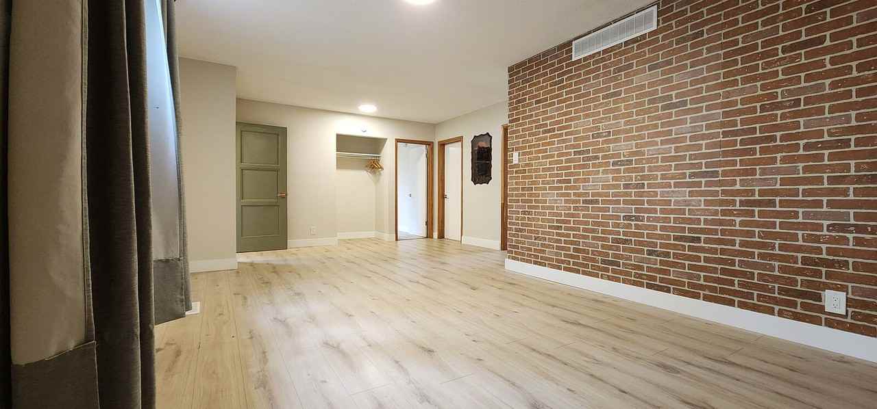 1035 16a St Ne - Photo 7 of 13