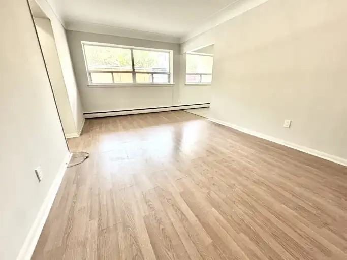 437 Martha St