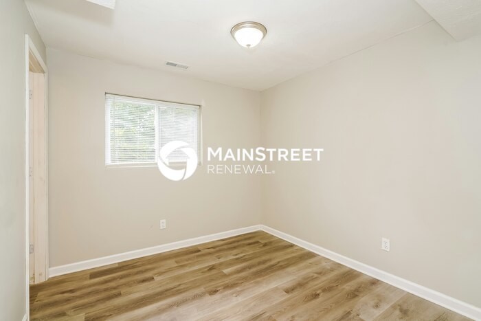 1815 Keystone Lakes Dr - Photo 6 of 18