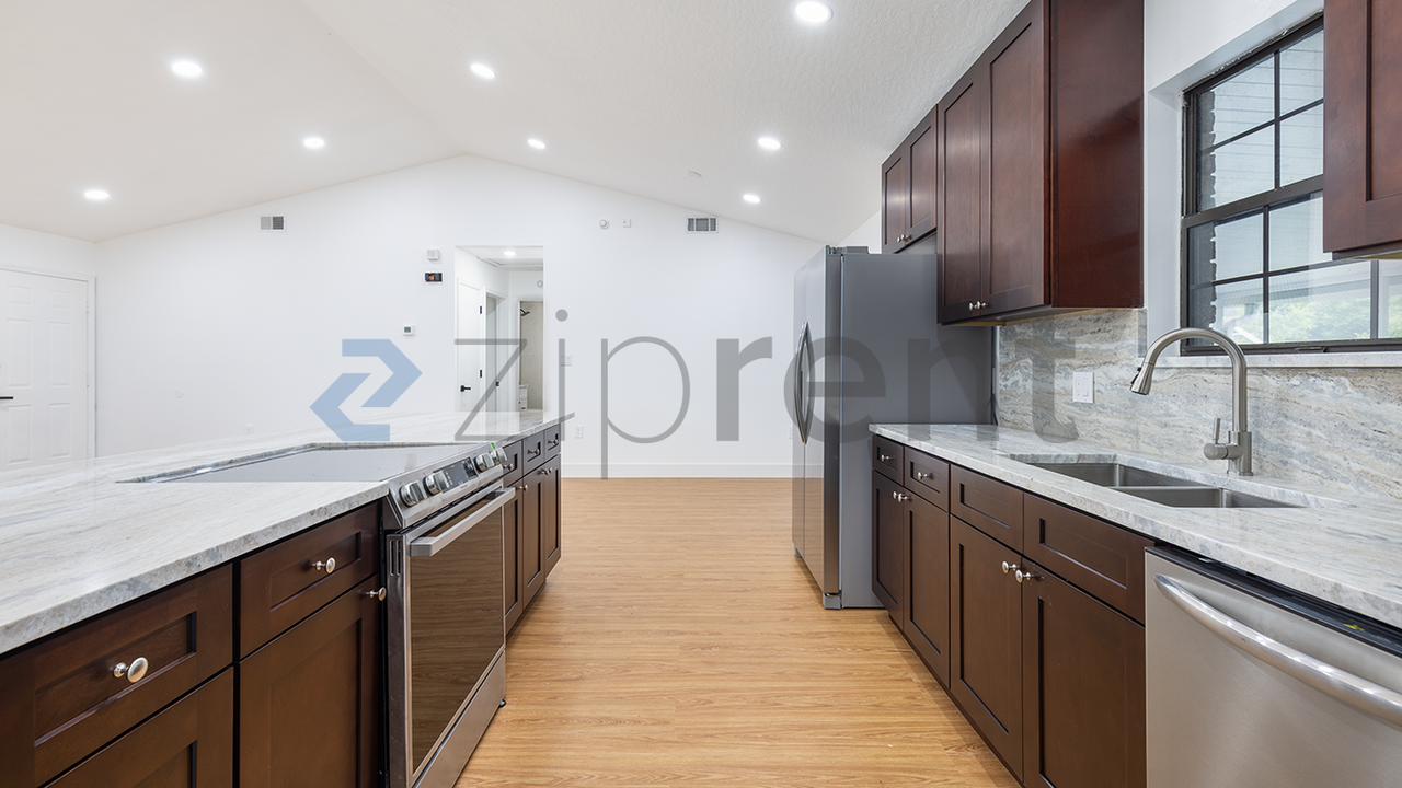 6050 Alden Ave - Photo 6 of 16