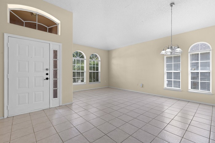 1544 Antigua Bay Dr - Photo 3 of 34