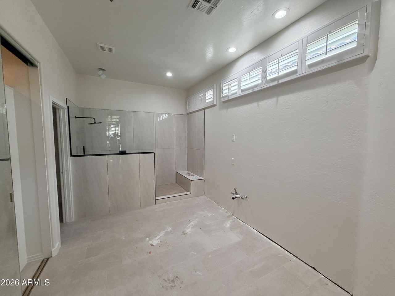 7578 E Tuckey Ln - Photo 5 of 16