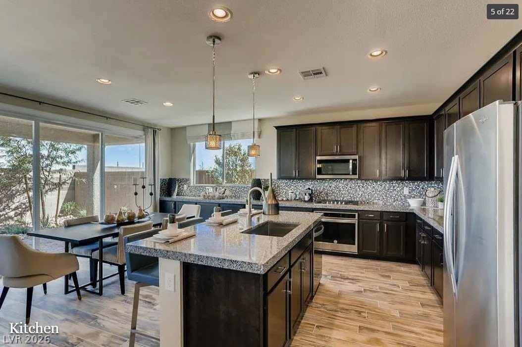 9228 Swift Current Dr - Photo 5 of 22