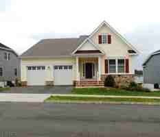 featured image of 9 Comstock Ln