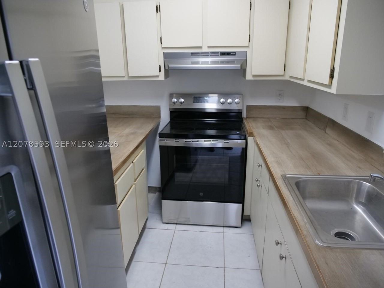 1441 Woodpecker St #1441 - Photo 2 of 29