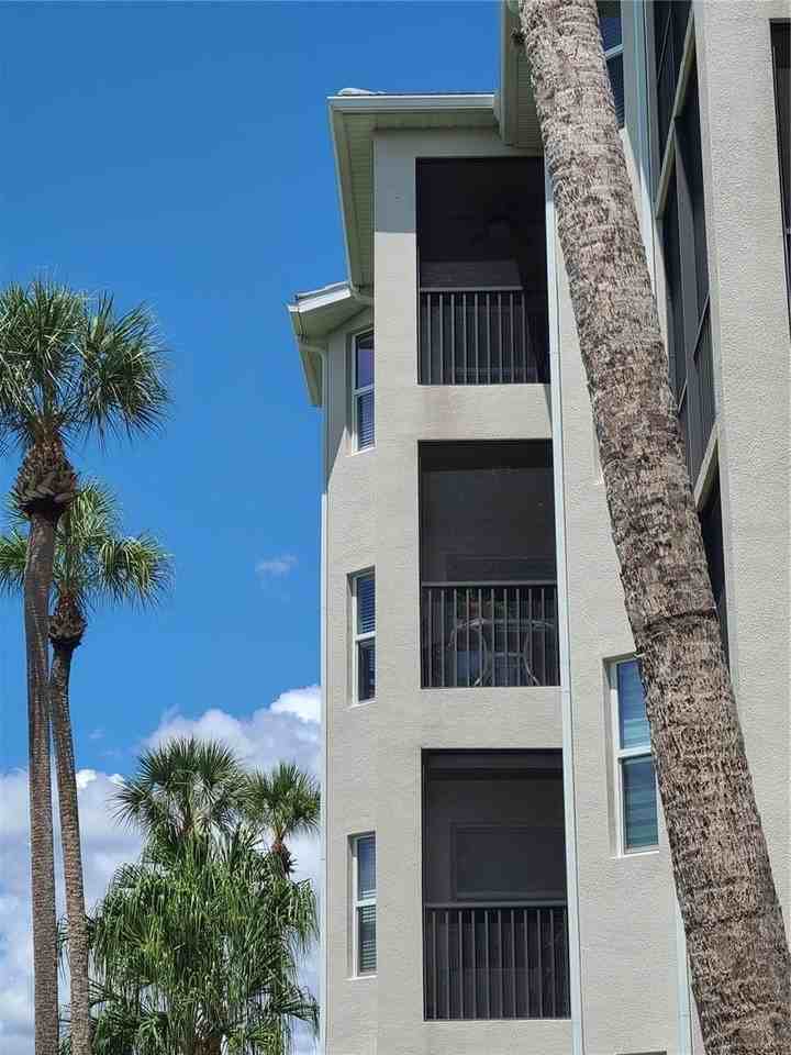 1030 Tidewater Shores Loop #402 - Photo 3 of 29