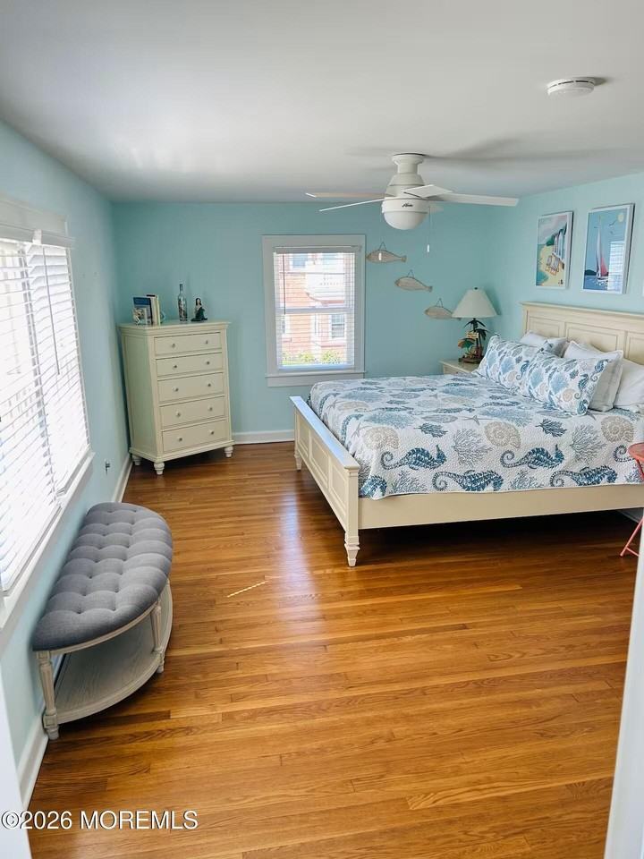 16 N Bayview Ave - Photo 7 of 33