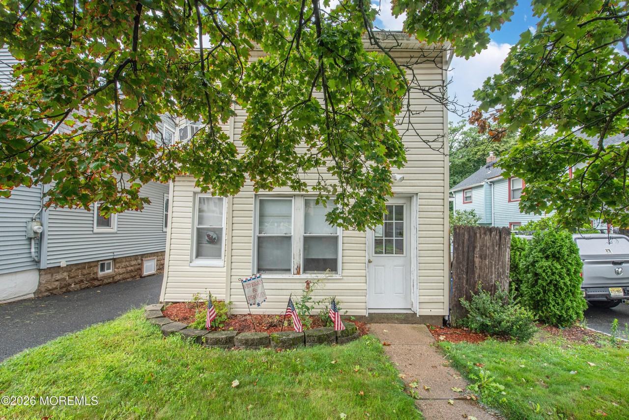 9 Central Ave