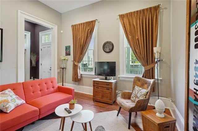 1333 Josephine St - Photo 6 of 25