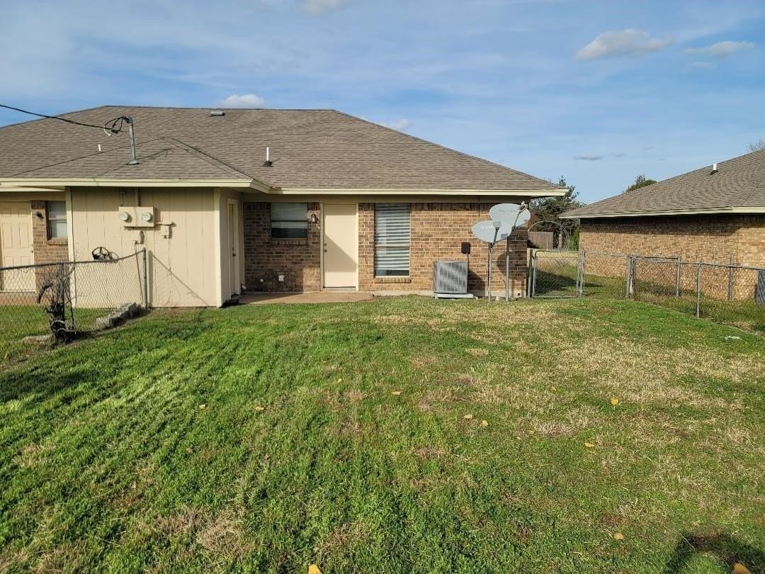 225 Summit Dr #A - Photo 6 of 6