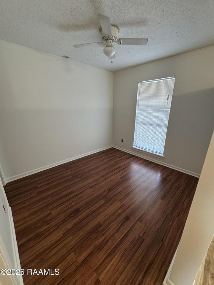 104 Briarcliff Dr #C - Photo 5 of 7