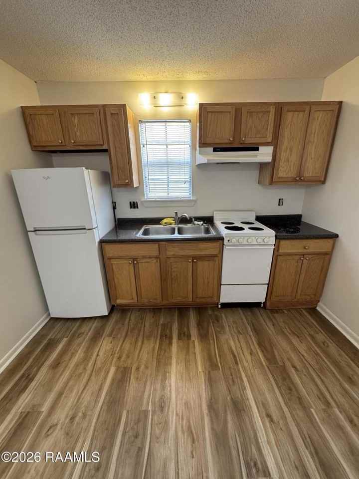 104 Briarcliff Dr #C - Photo 6 of 7