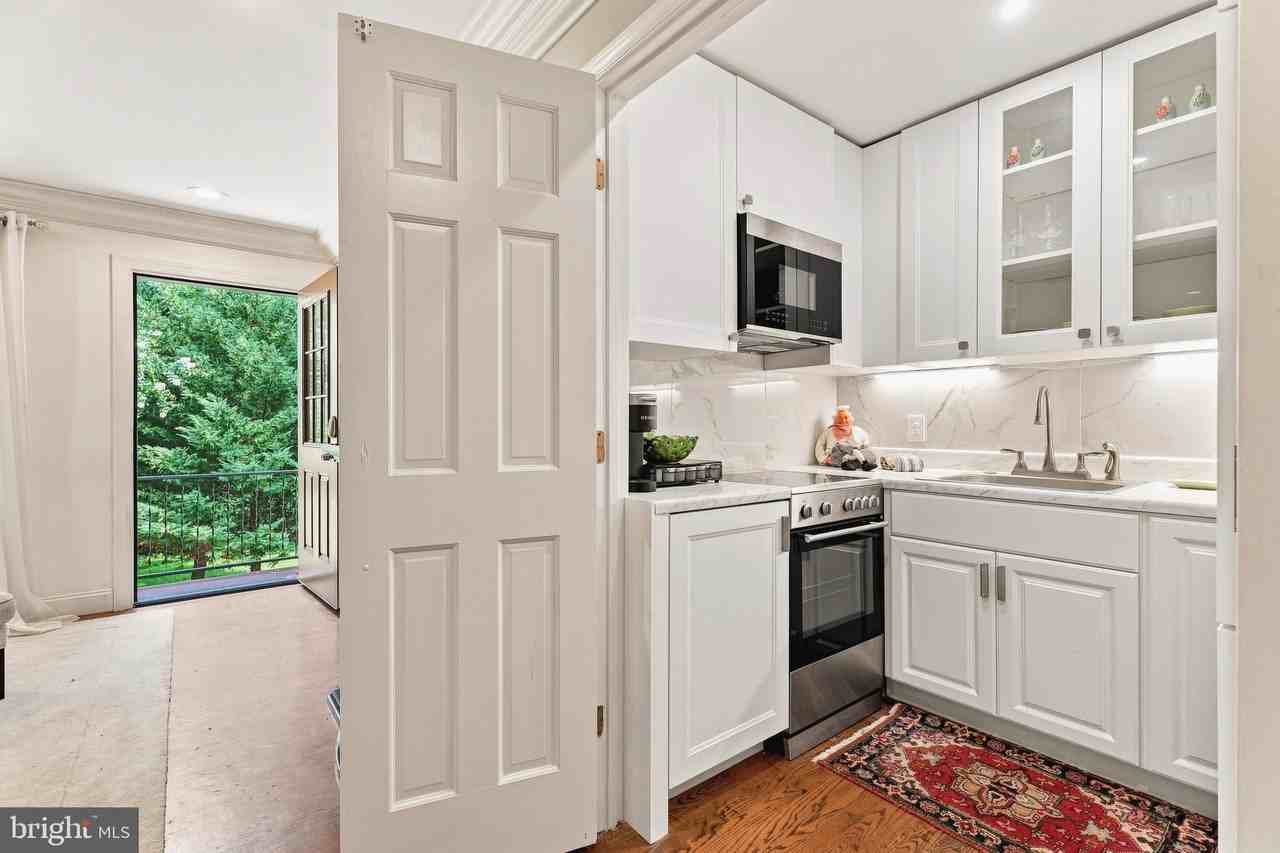 25 Highfield Ct - Photo 5 of 20