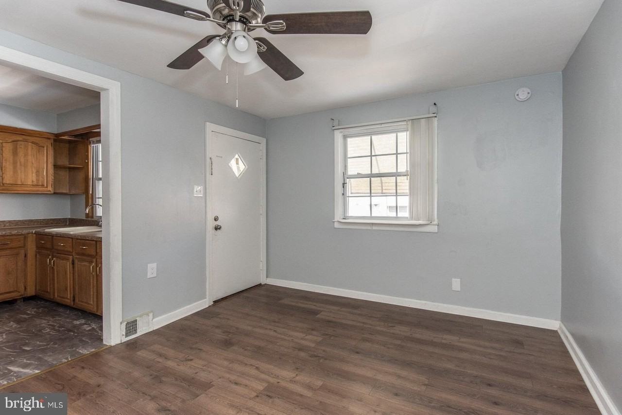 4331 Palmetto St - Photo 6 of 22
