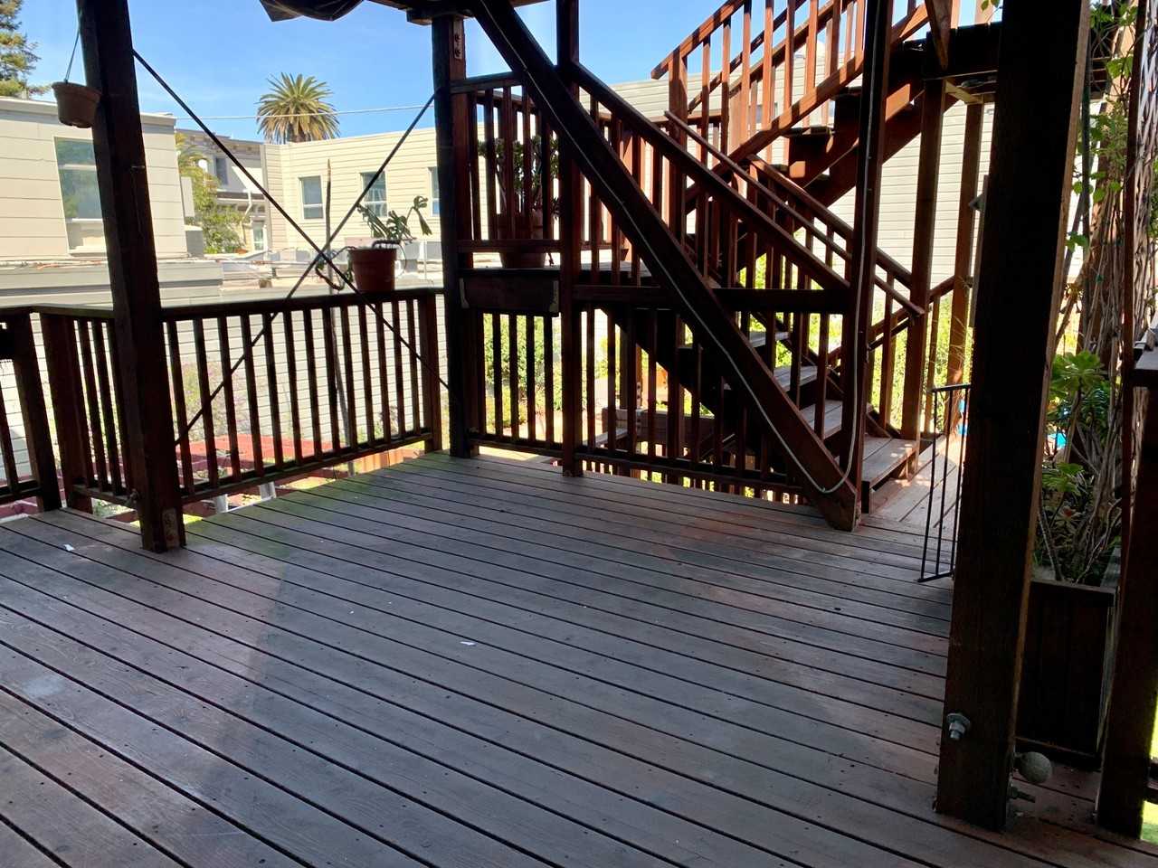 467 Capp St - Photo 2 of 14