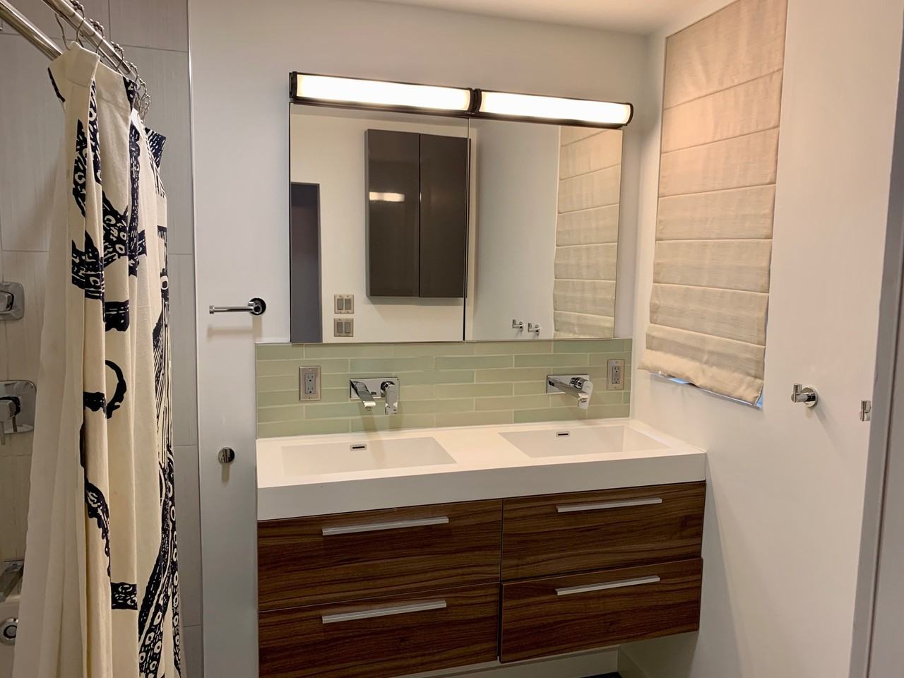 467 Capp St - Photo 3 of 14