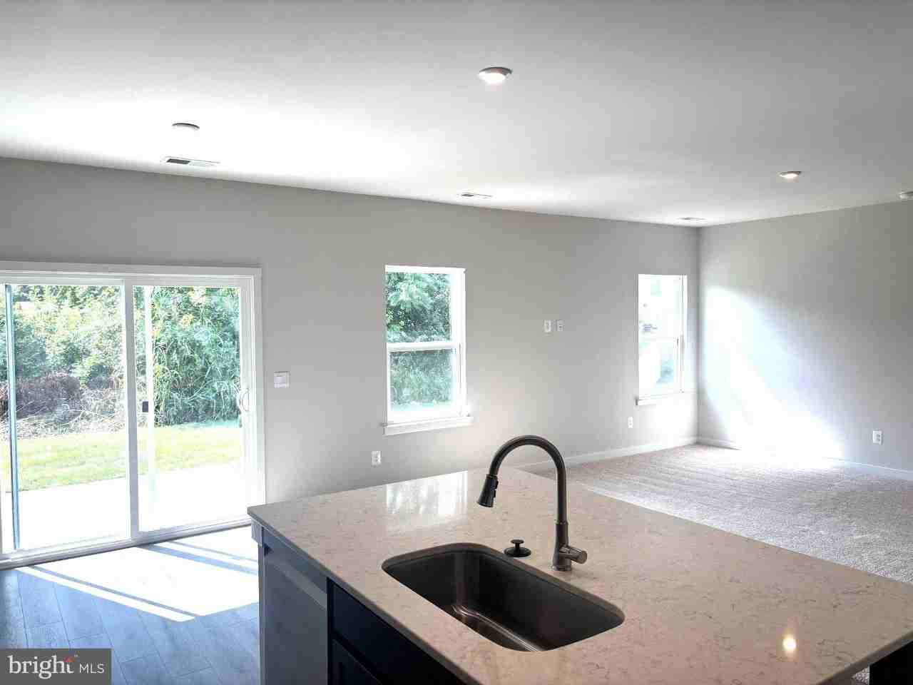 Baker Dr - Photo 4 of 12