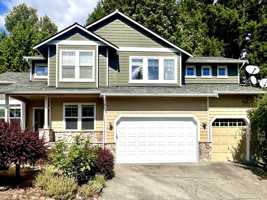 featured image of 8419 143rd Ct Ne #1