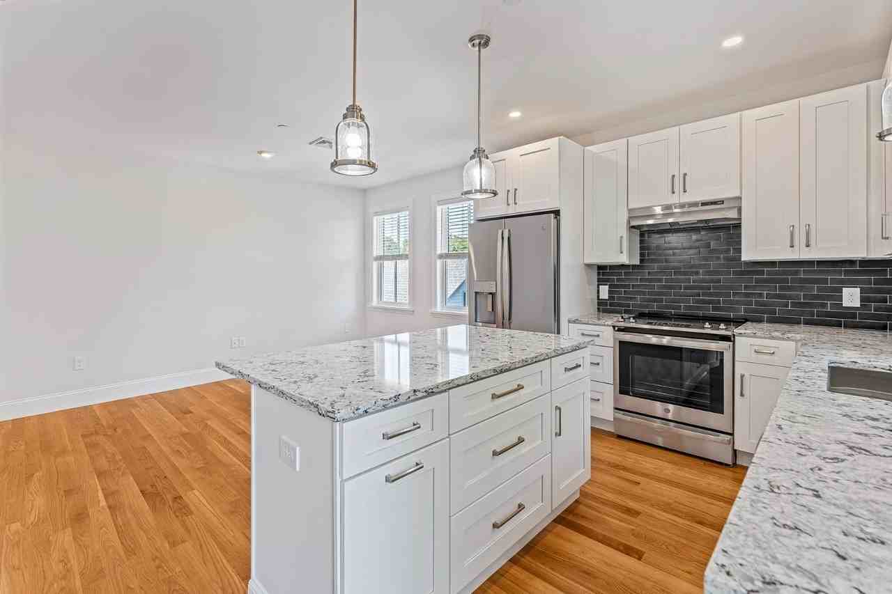 48-50 Water st - Photo 3 of 7