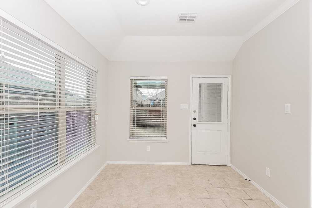 505 Pawnee St - Photo 5 of 16