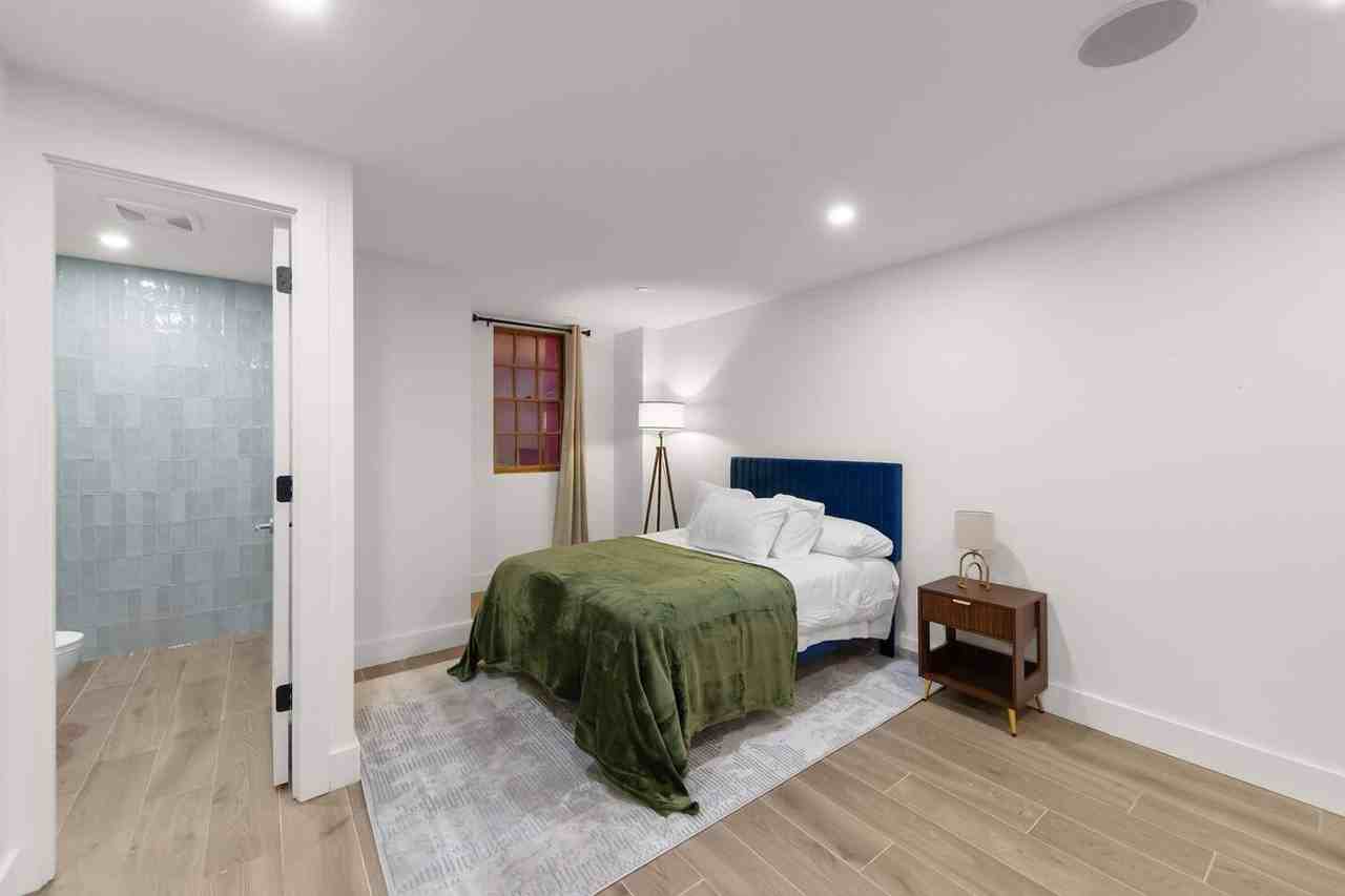 10 Hausman St #1604402P - Photo 6 of 25